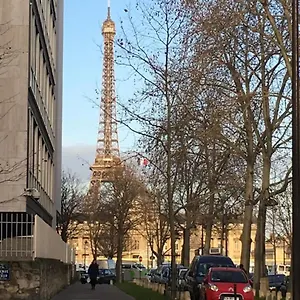  Apartamento Pour Deux Face A La Tour Eiffel